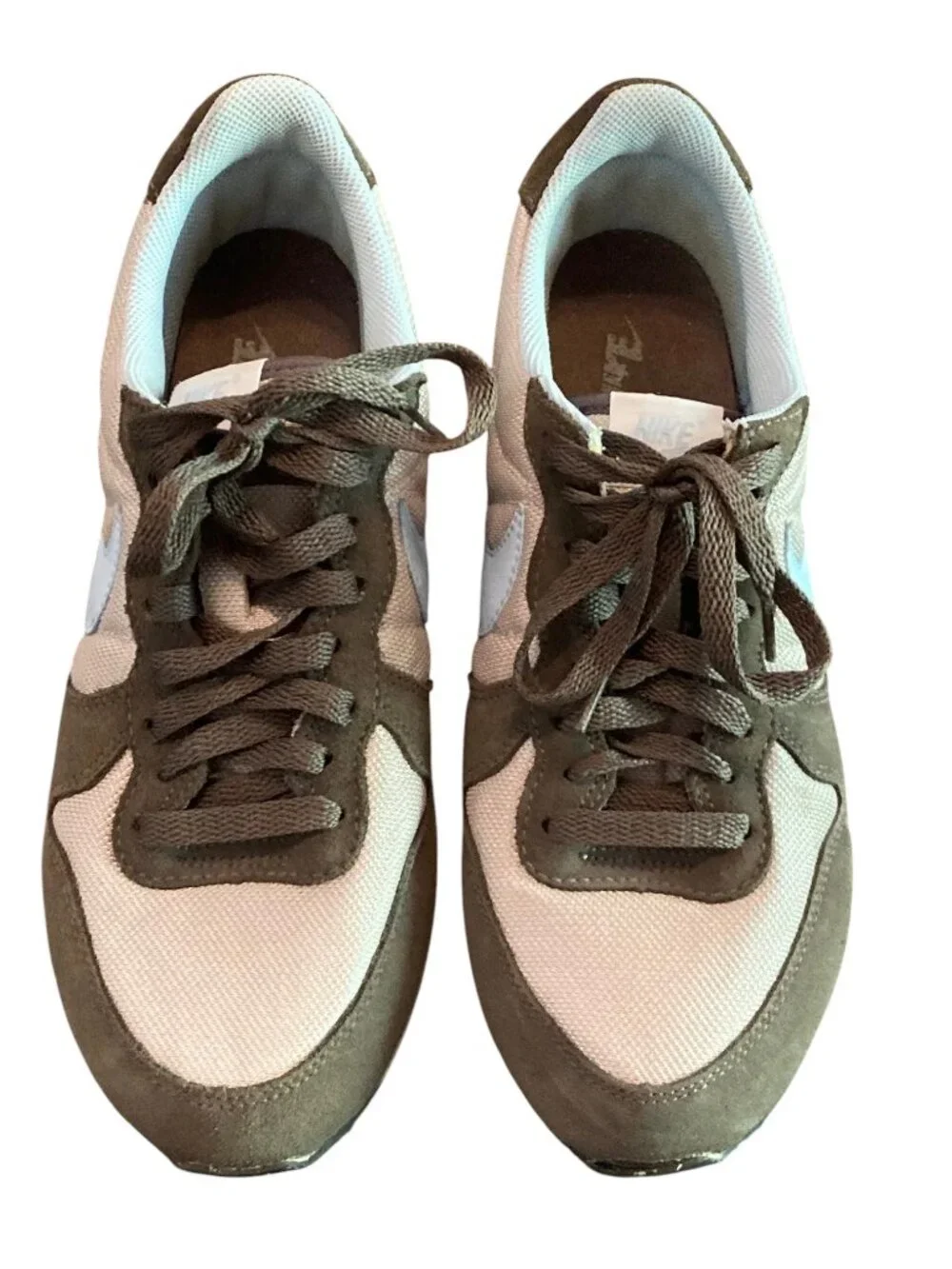 Nike women internationalist