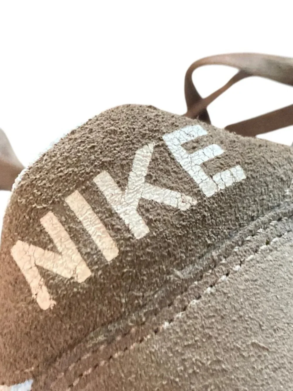 Nike women internationalist