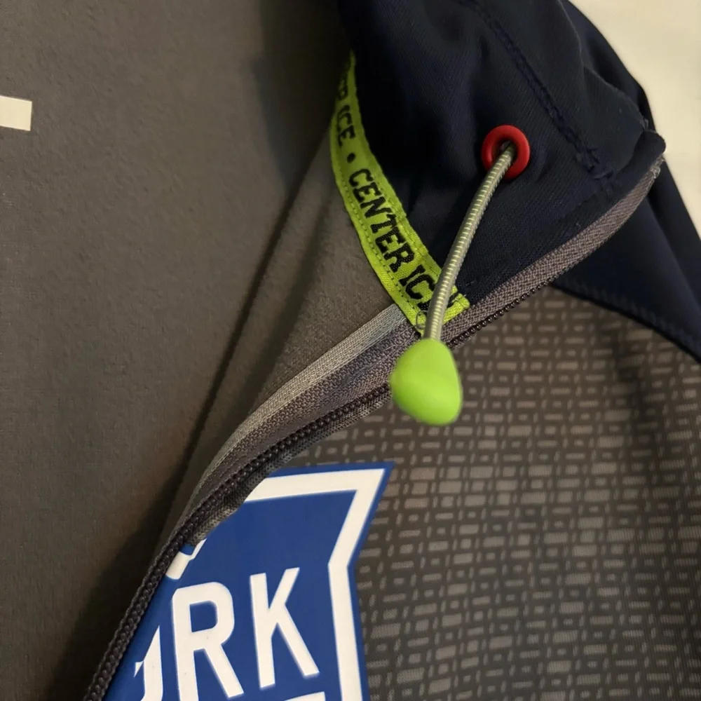 Reebok jacket new