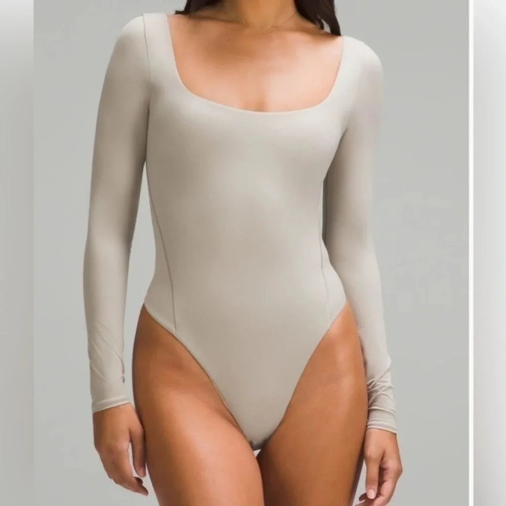 NWT Lululemon Athletica Gray (Riverstone) Square Neck Long Sleeve Bodysuit