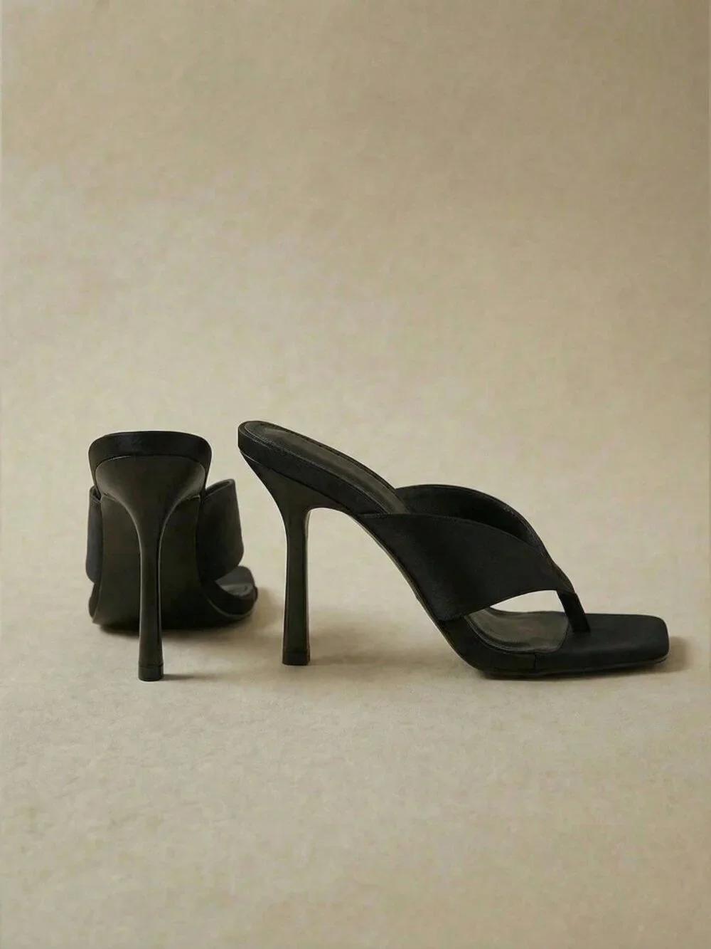 N/A black casual
