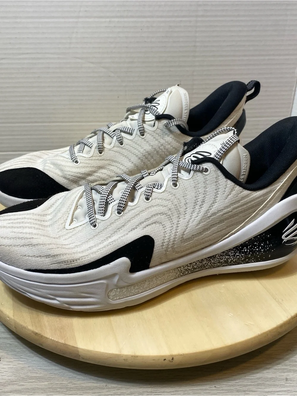 Under Armour shoes 12