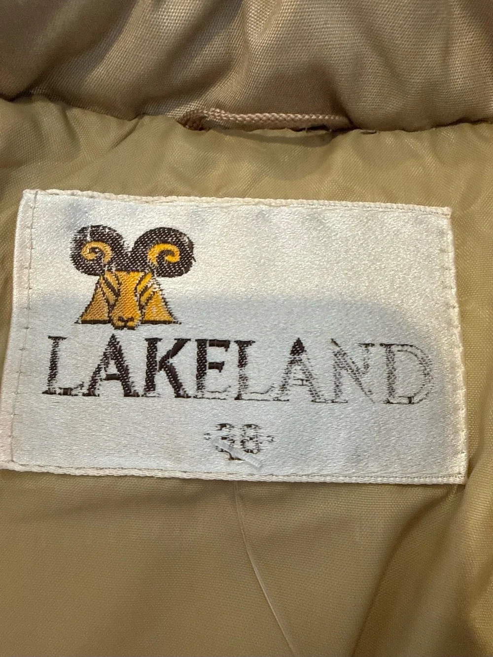 Lakeland front customizable
