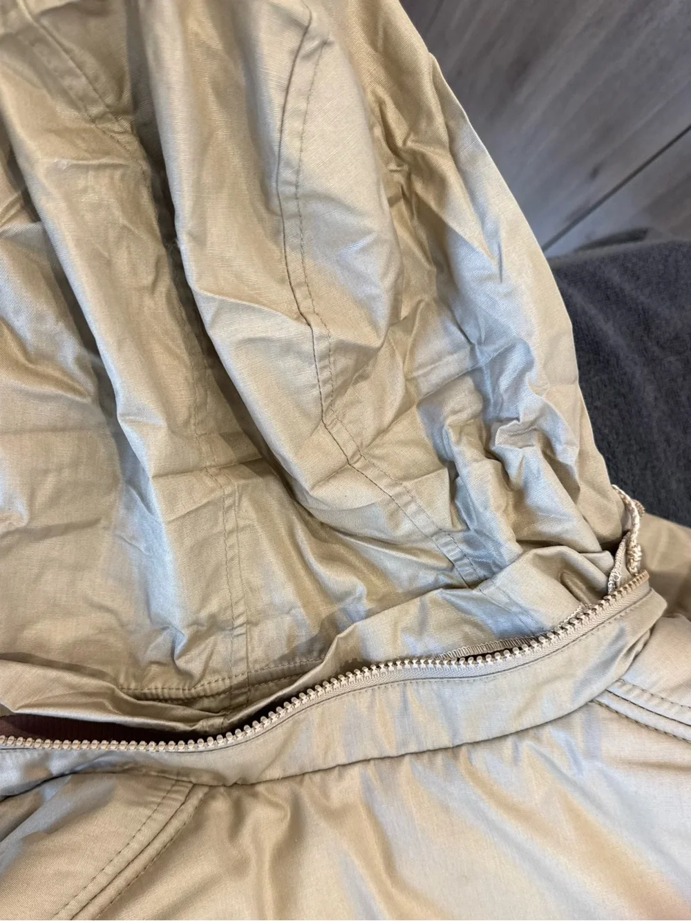Lakeland fit zip color