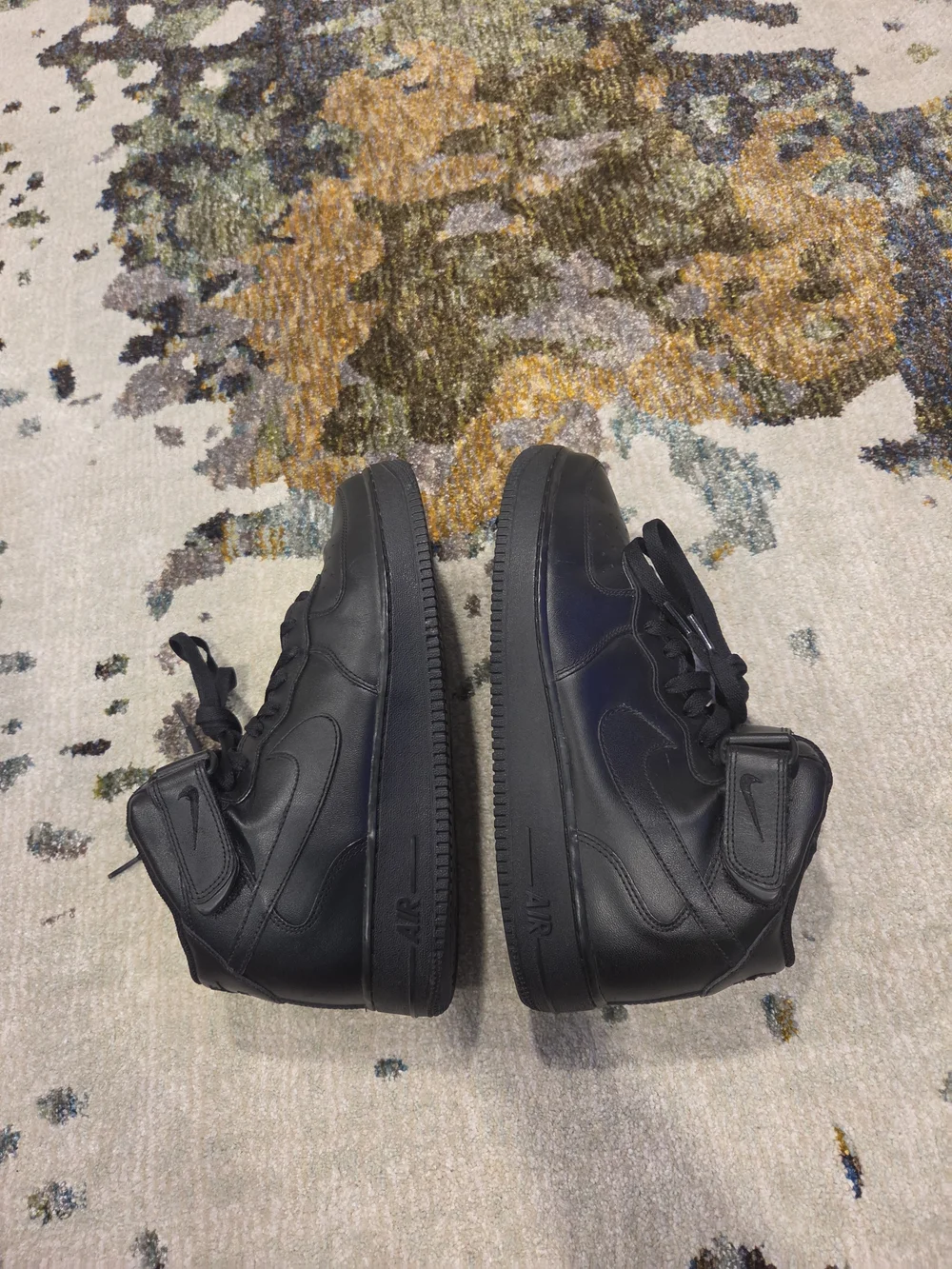 Nike black air