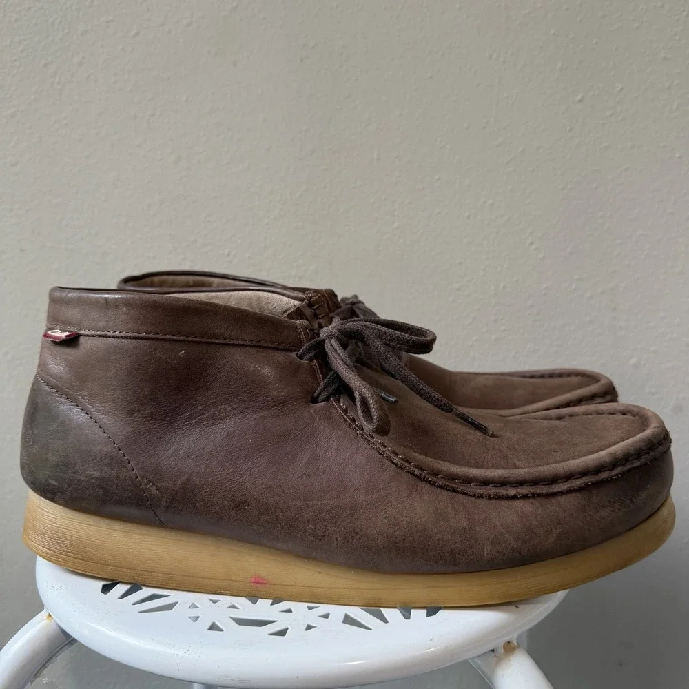 Clarks good used