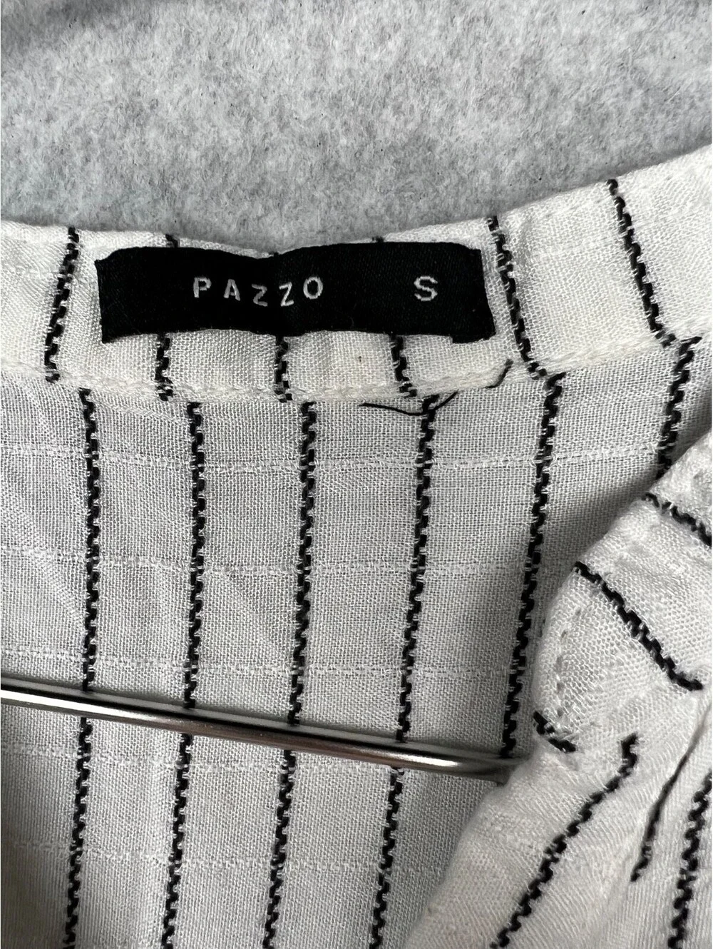 Free People pazzo button