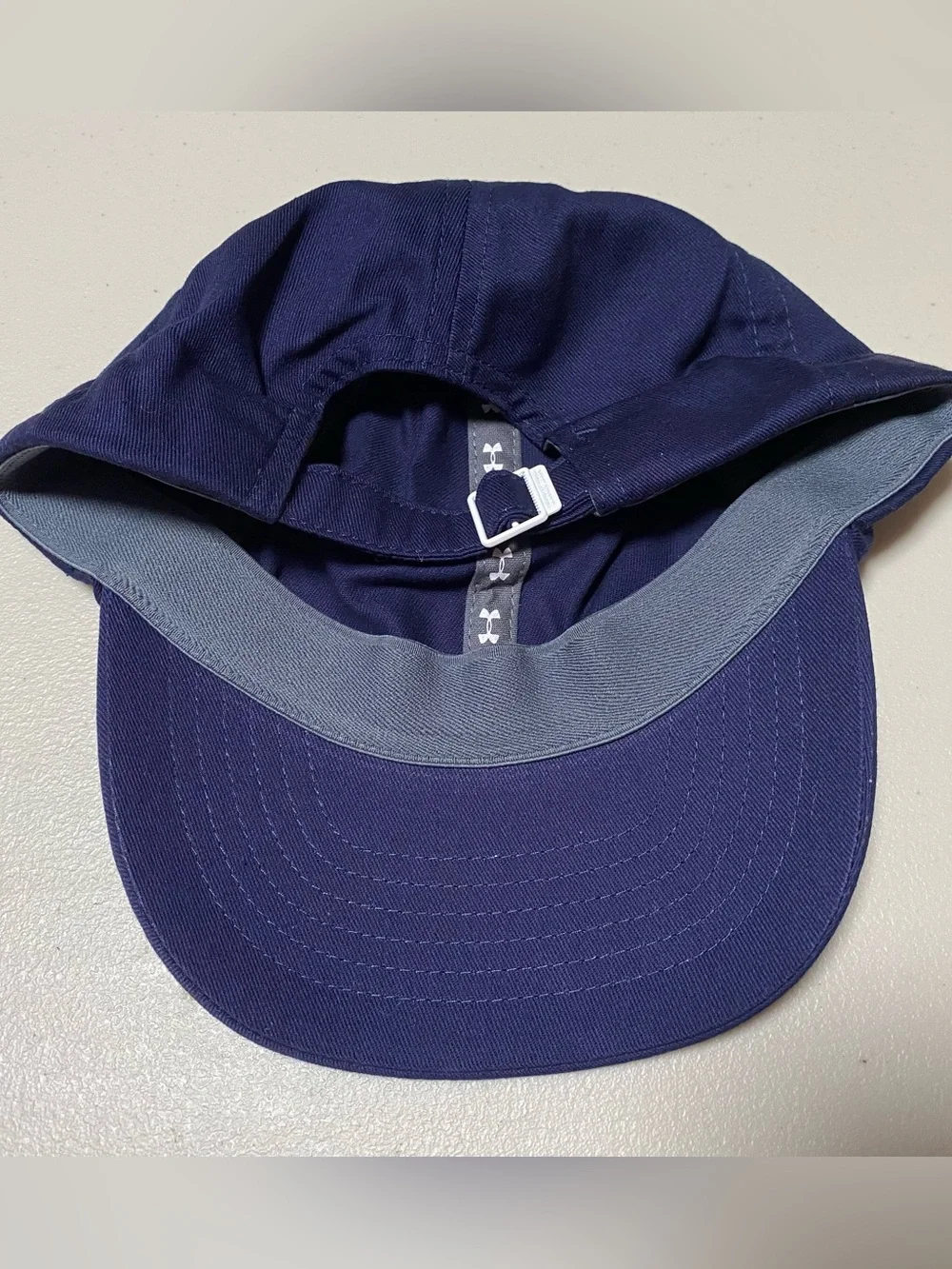 Under Armour casual structured logo