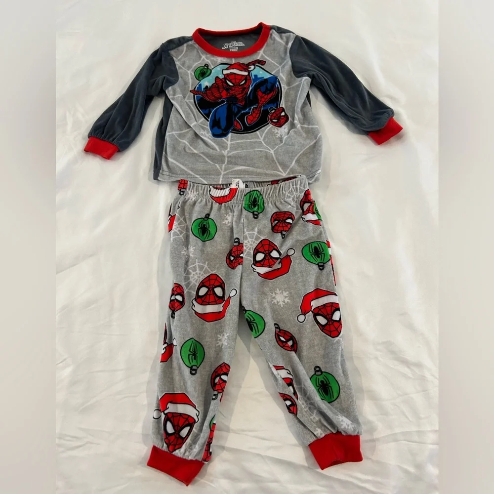 Marvel Spider-Man Christmas Pajama Set Toddler Boys 2T Holiday Sleepwear