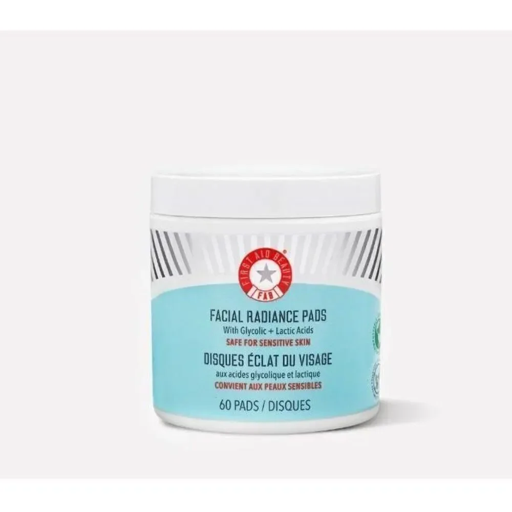 New~FIRST AID BEAUTY Facial Radiance Pads~60 Pads