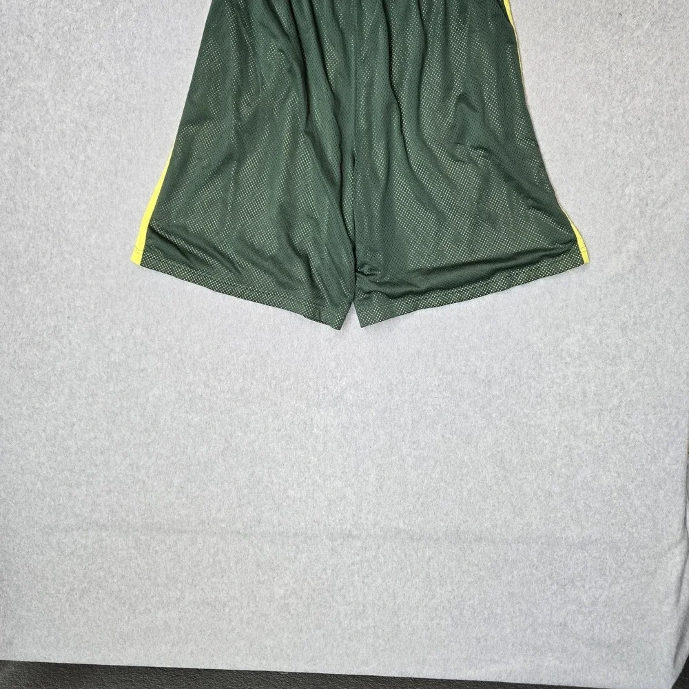 Oregon Ducks Men Activewear Shorts L Green Nike Athletic Shorts Basketball Y2K