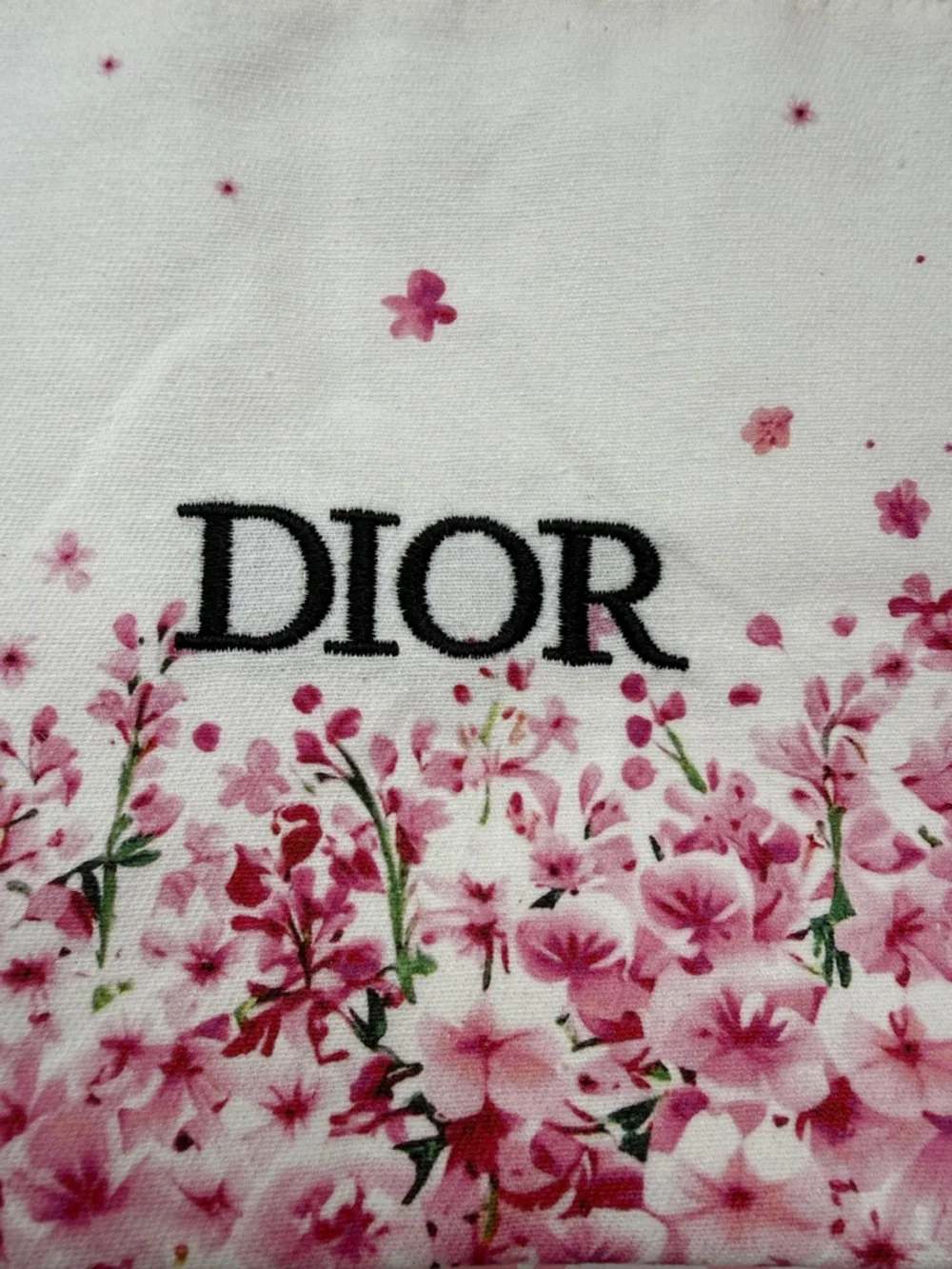 Dior elegant cosmetic
