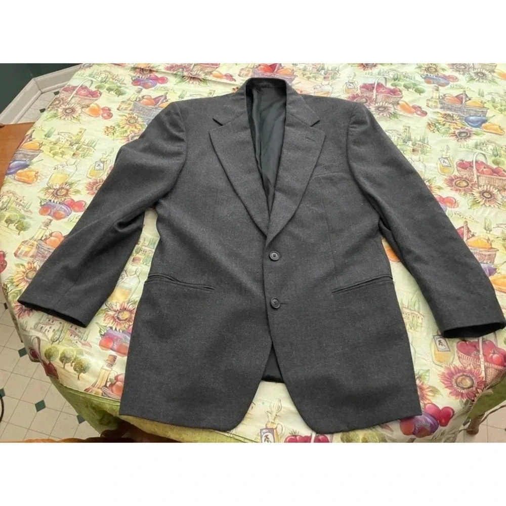 Ermenegildo Zegna please inspect