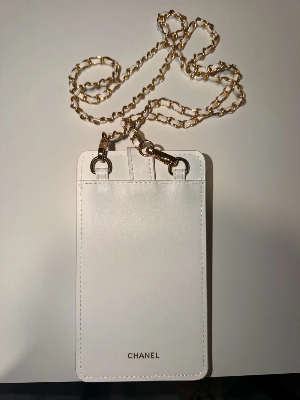 CHANEL closure free phone