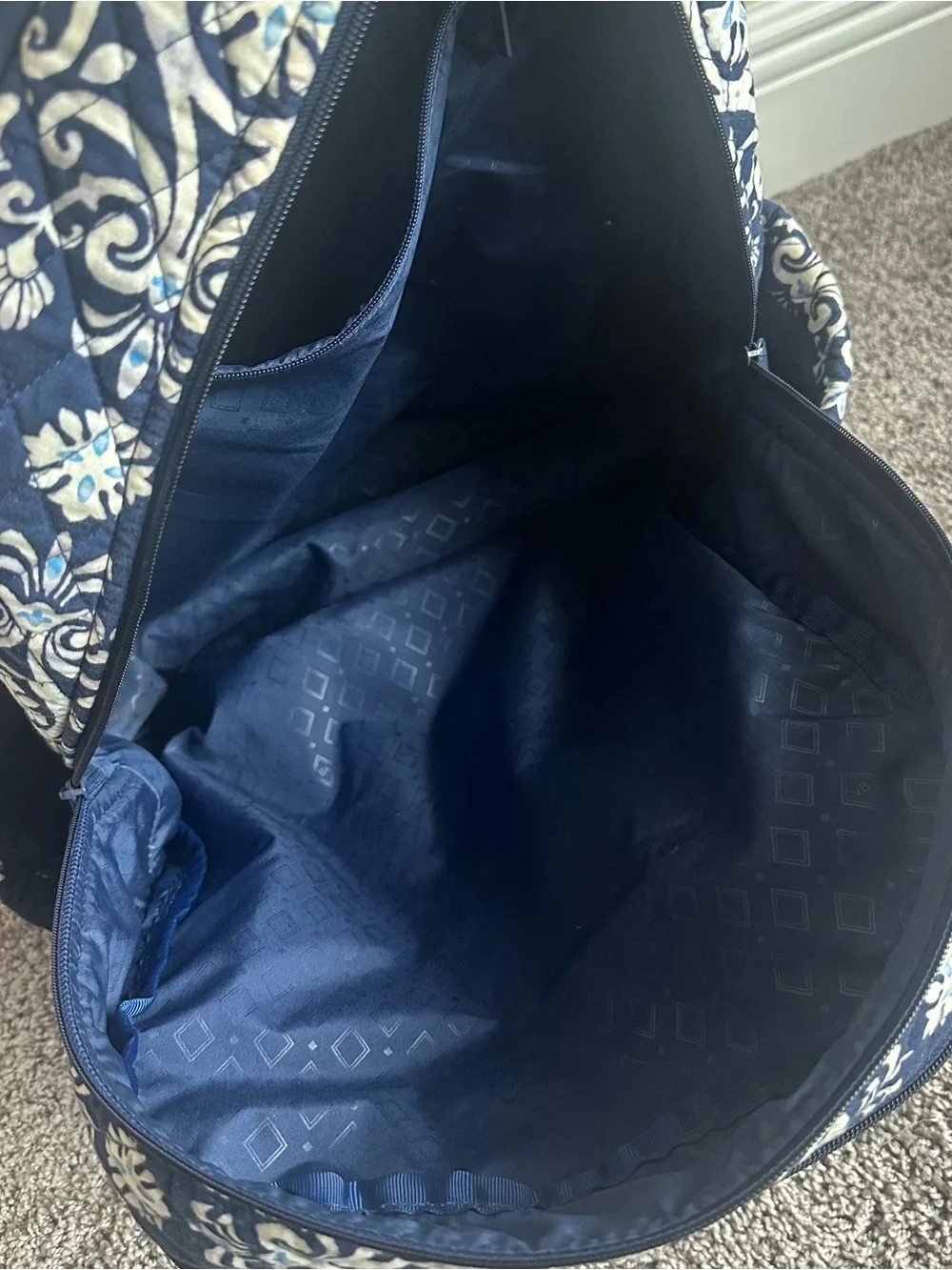 Vera Bradley quilted navy