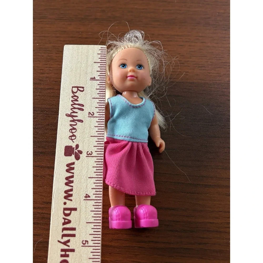 Vintage Simba Blonde Baby Posable Doll 4.5