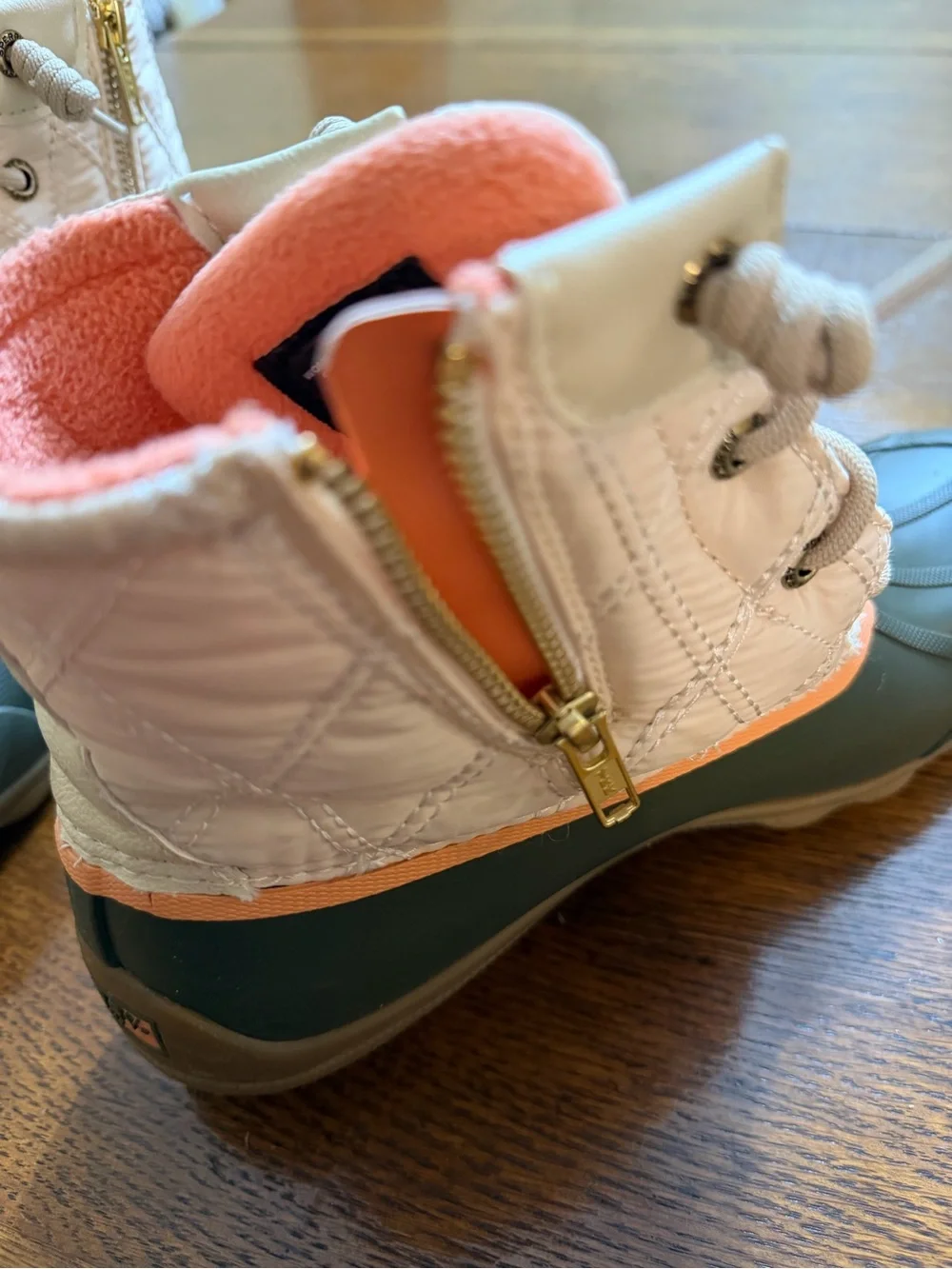 Sperry quilted duck