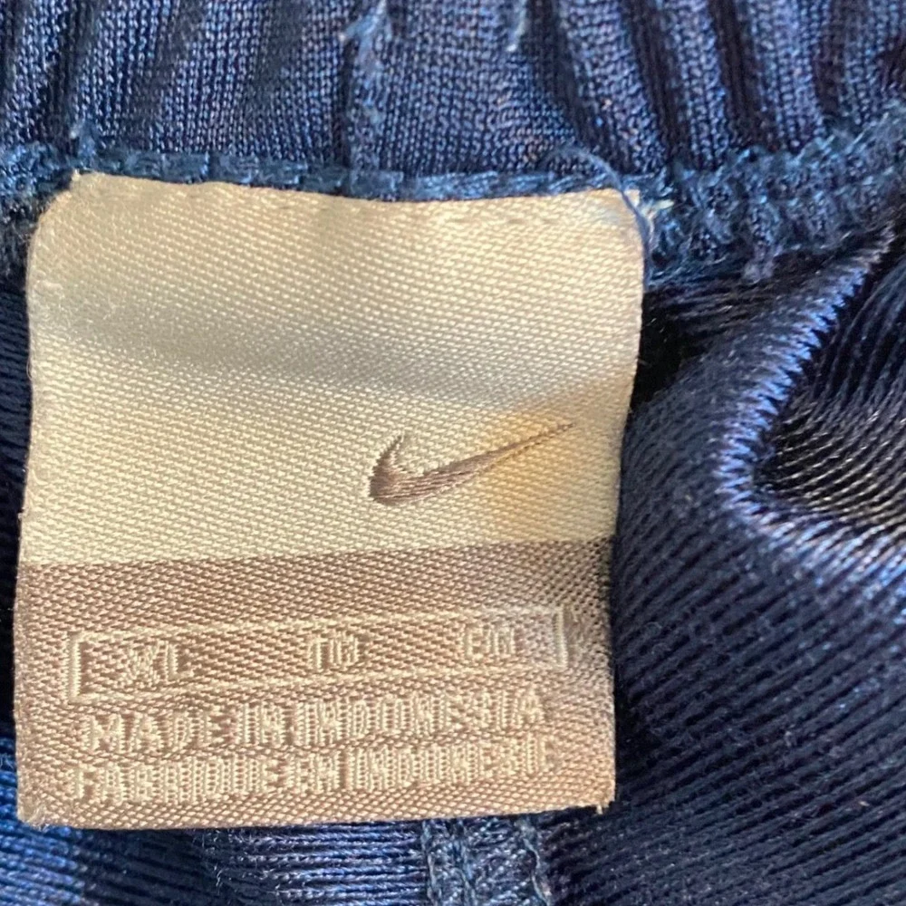 Nike navy blue