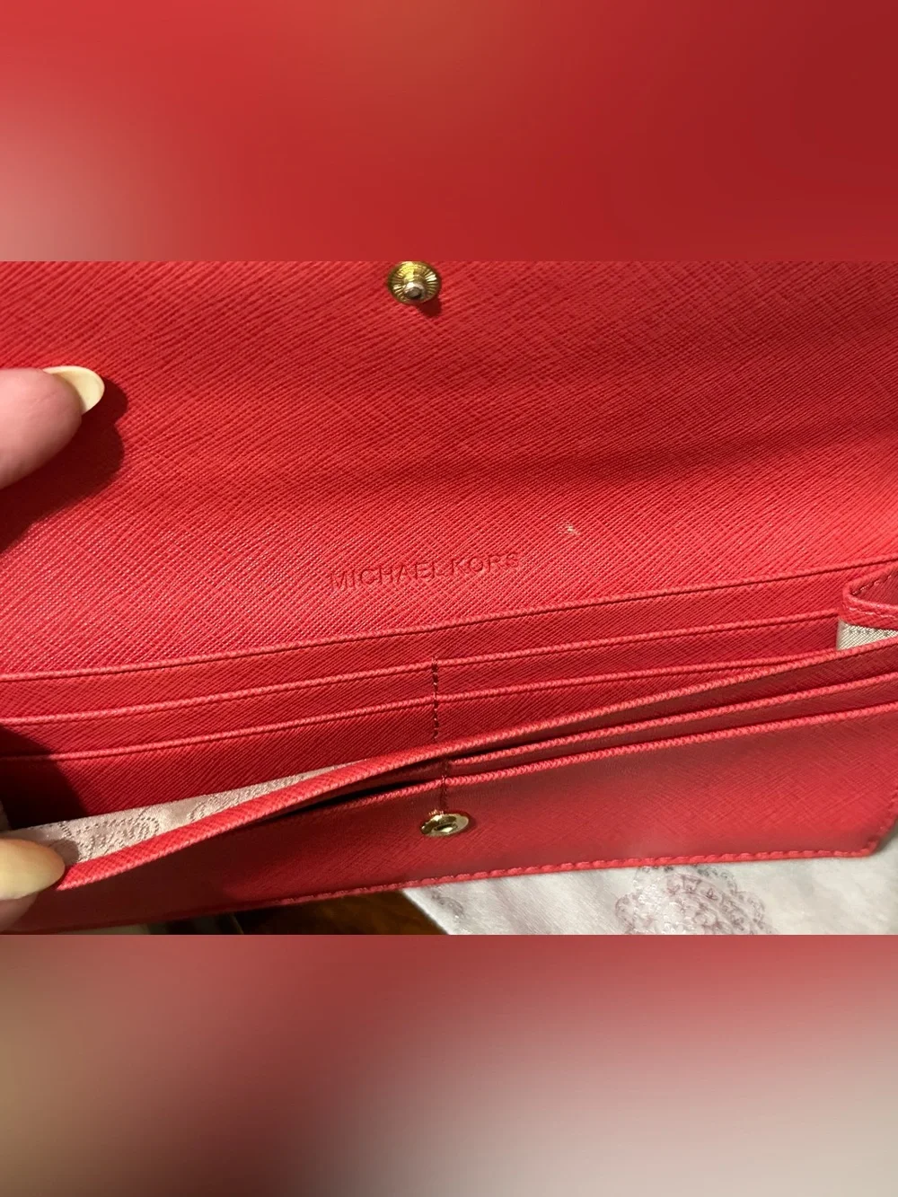 Michael Kors compact continental