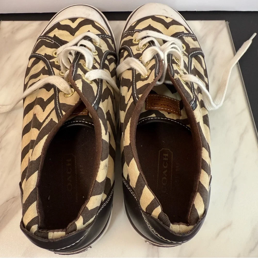 Coach Brown and Cream Zigzag Chevron Sneakers Sz 9
