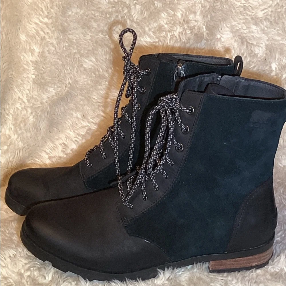 Sorel worn but