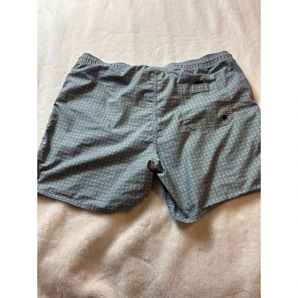 Tavik Modern Beach Culture Mens Grey Geometric Grid Board Shorts Swim Trunks XL
