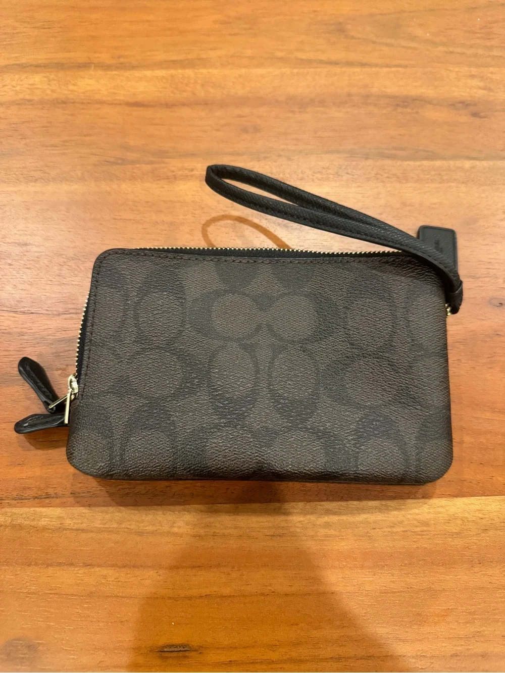 Coach wristlet signature