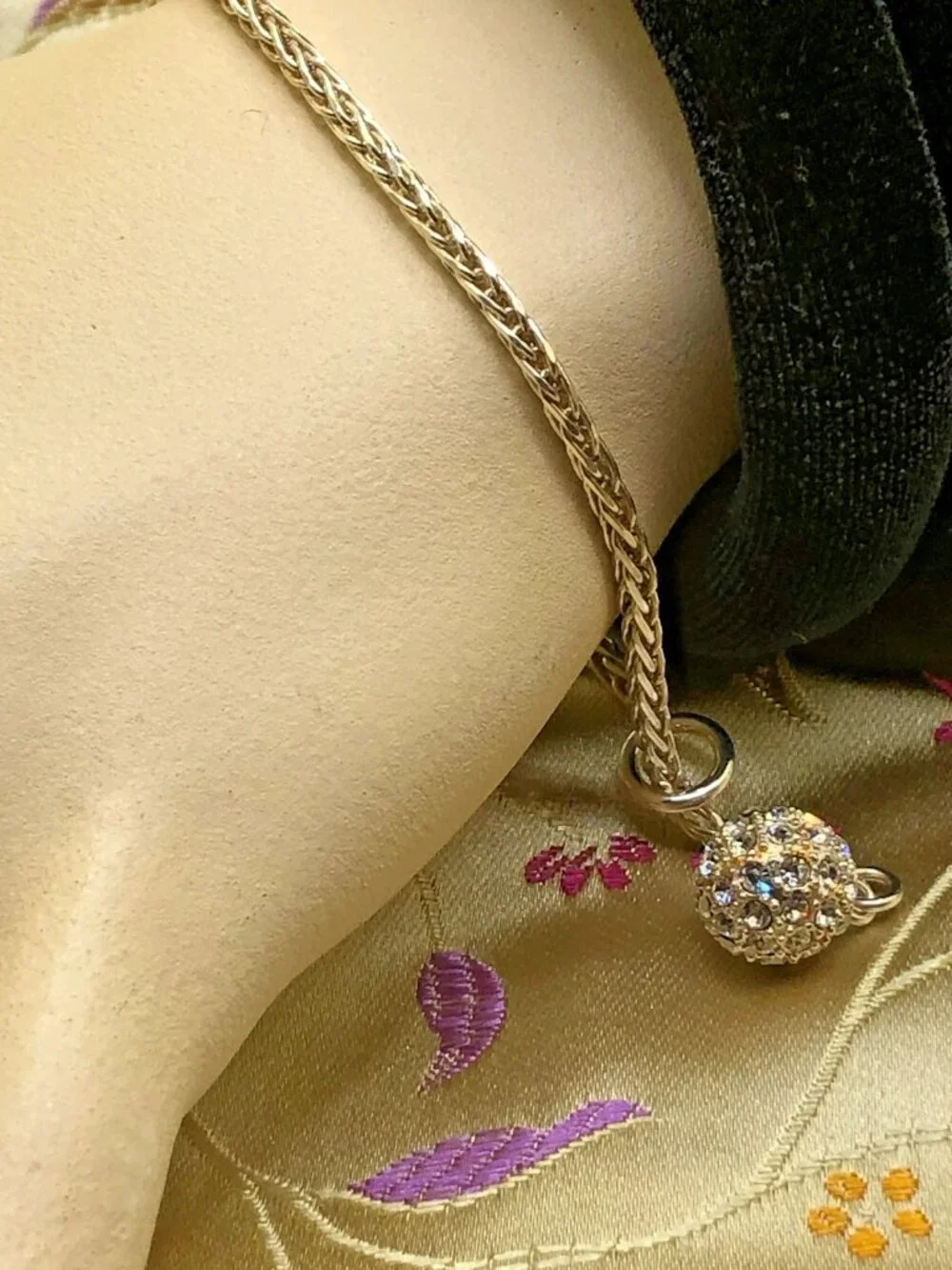 unbranded this sterling
