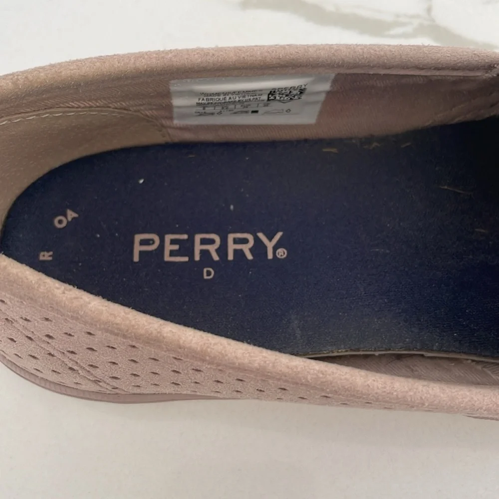 Sperry slip sneaker