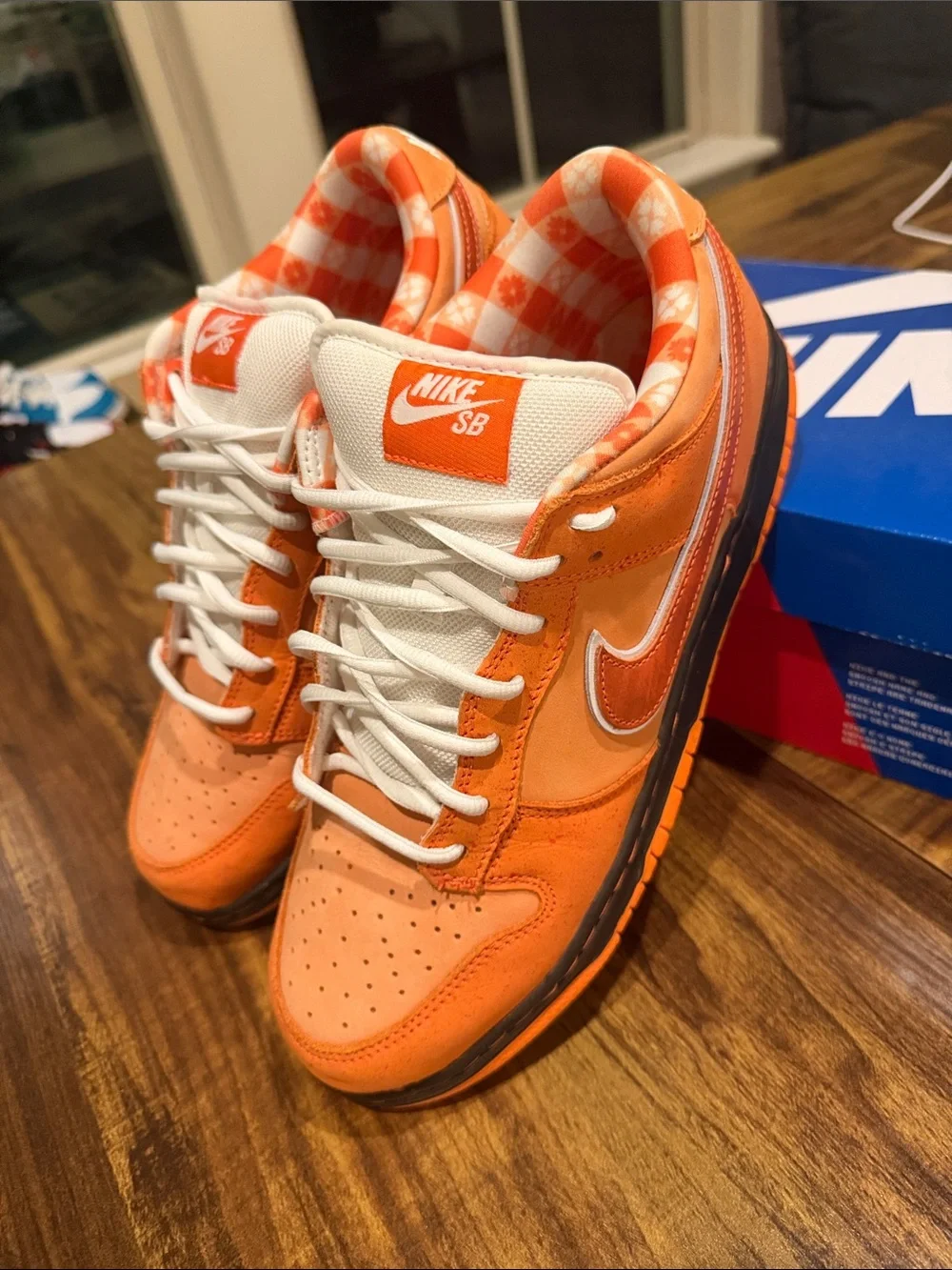 Nike branding tongue