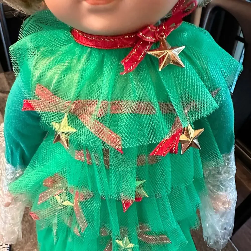 Vintage festive green