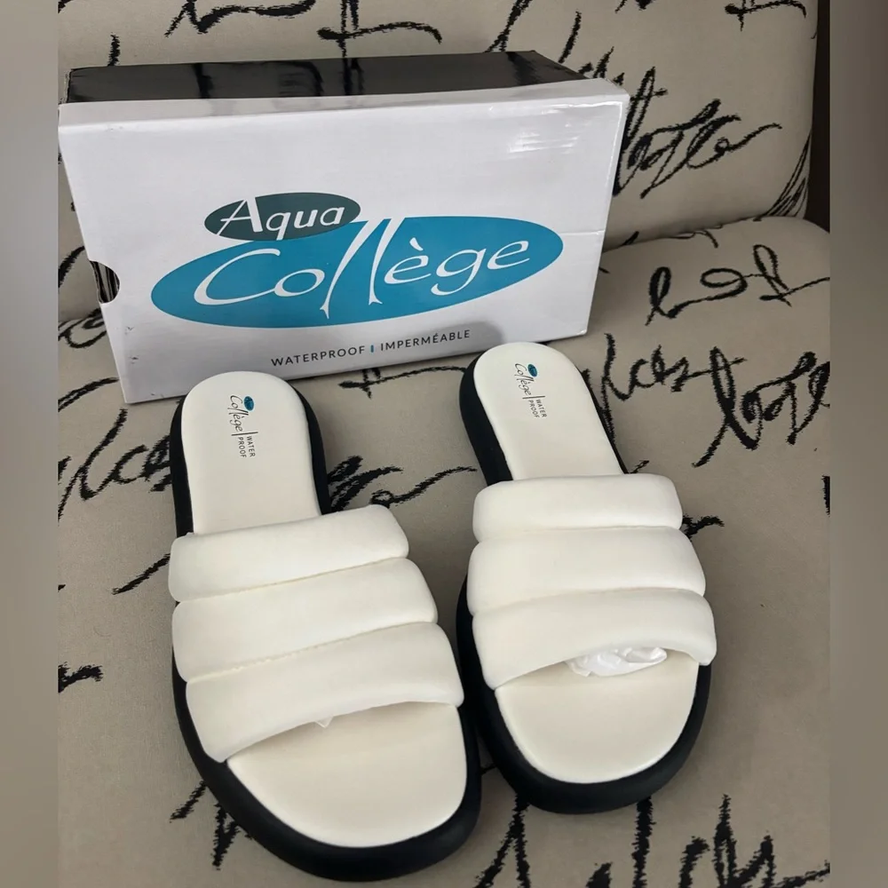 Aqua toe college quilted