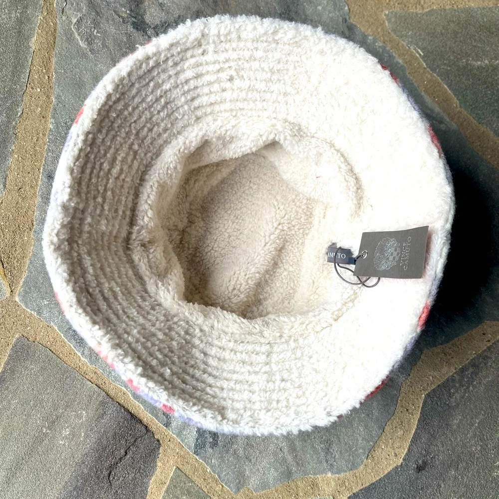 Vince Camuto bucket hat