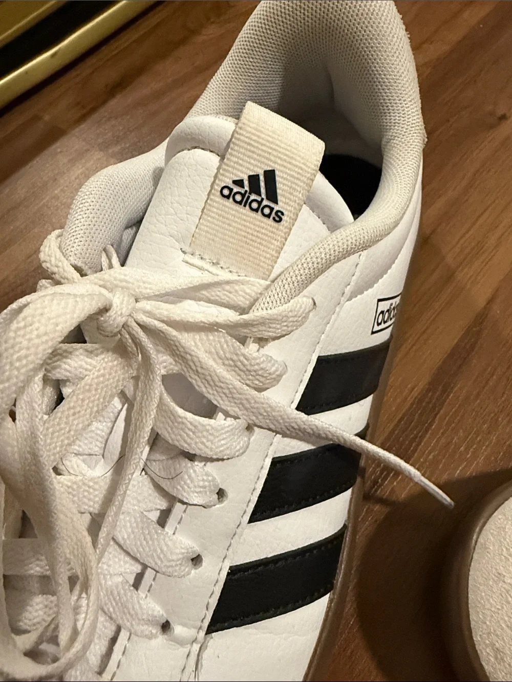 adidas classic low