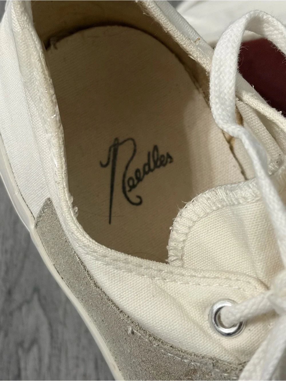 Needles classic low