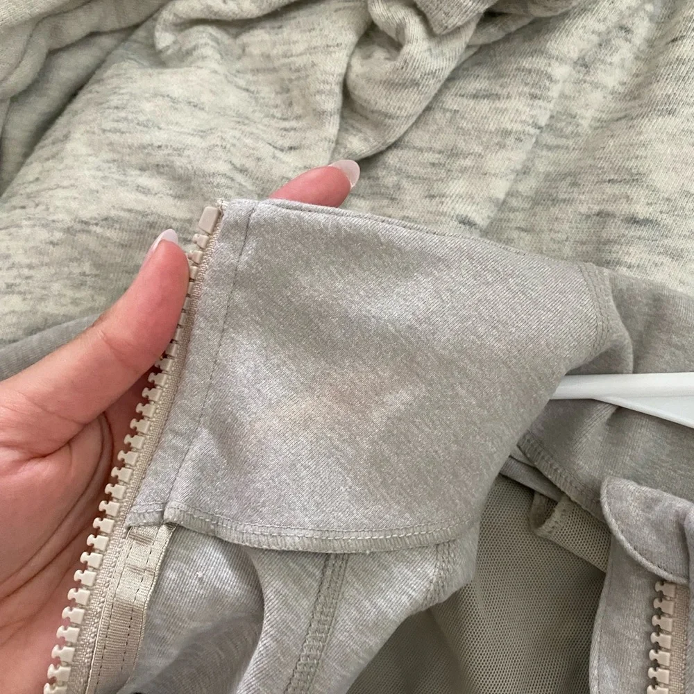 lululemon athletica slim fit