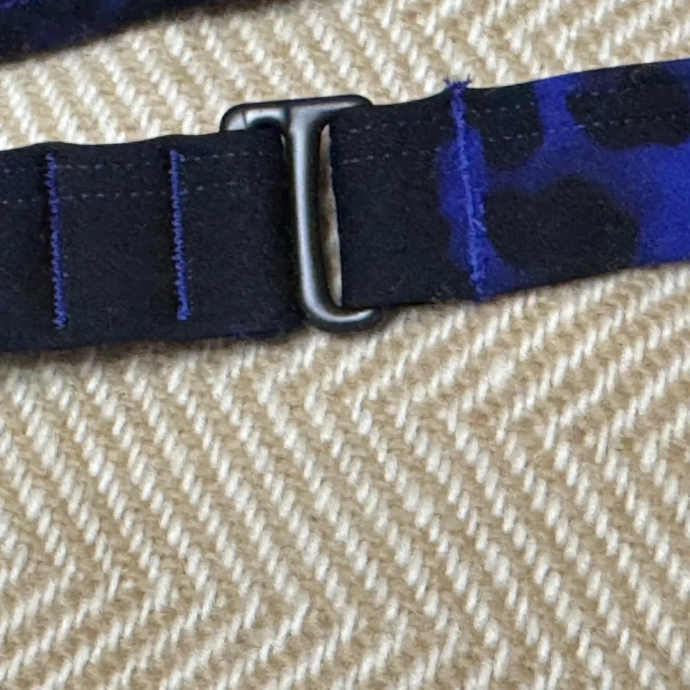 Fabletics features scoop