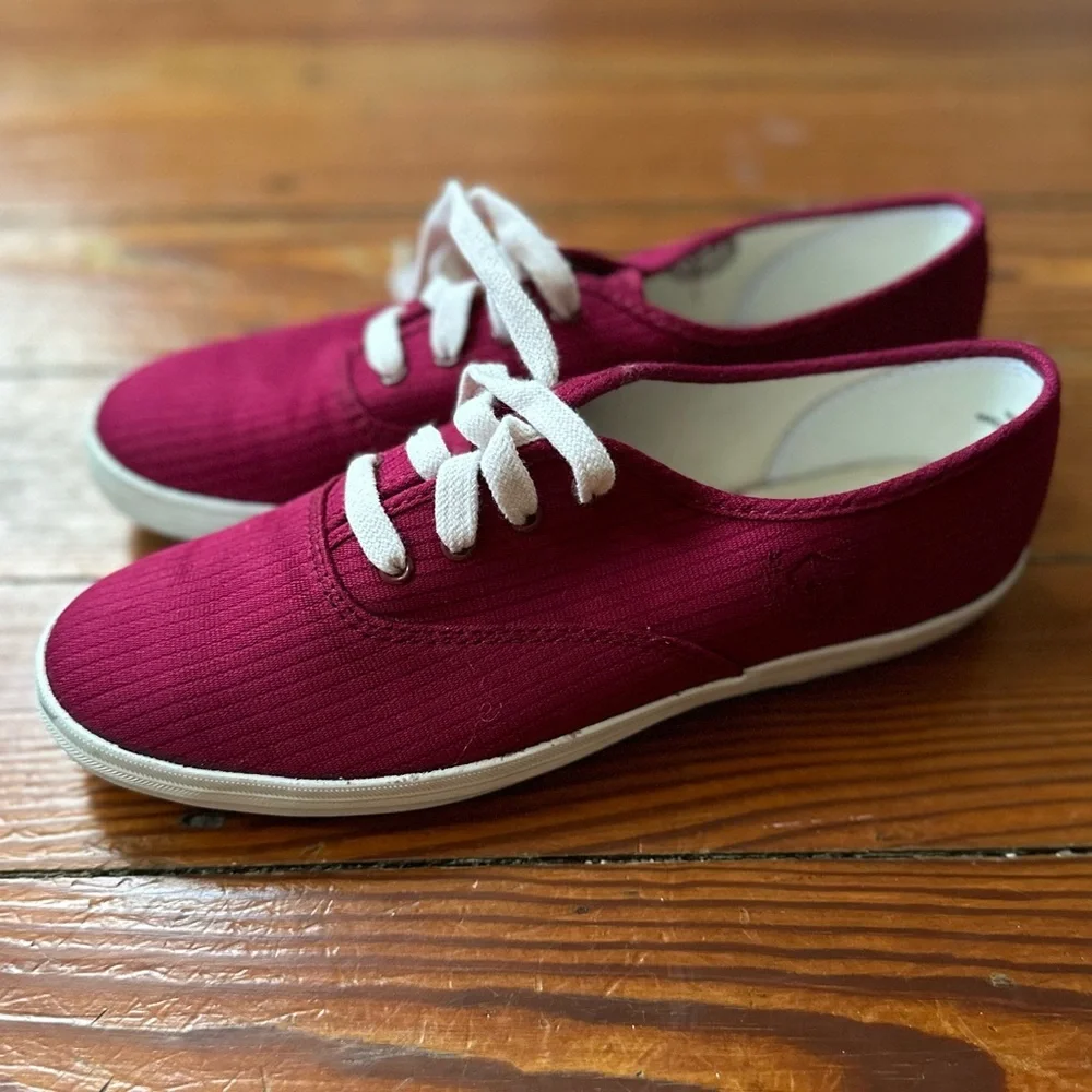 Keds comes original