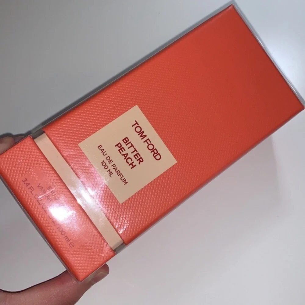 Tom Ford bitter peach
