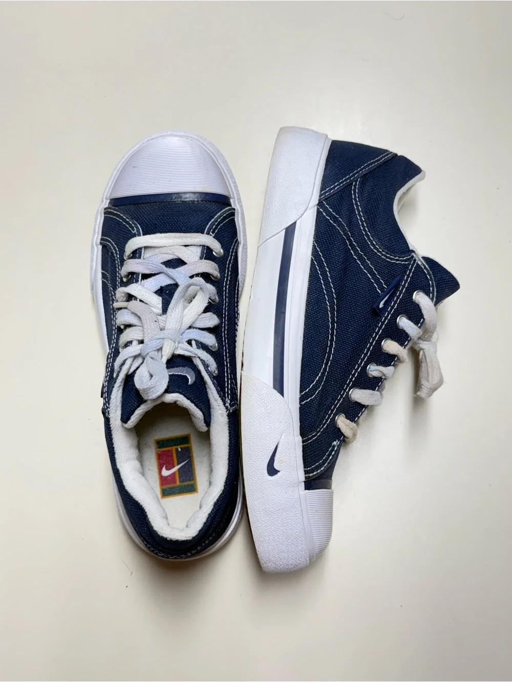Nike classic low