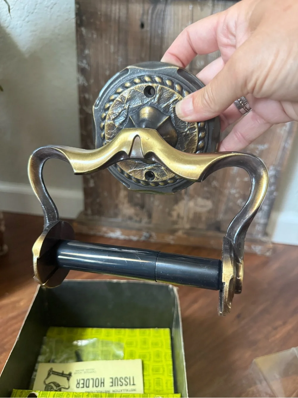 N/A vintage nib