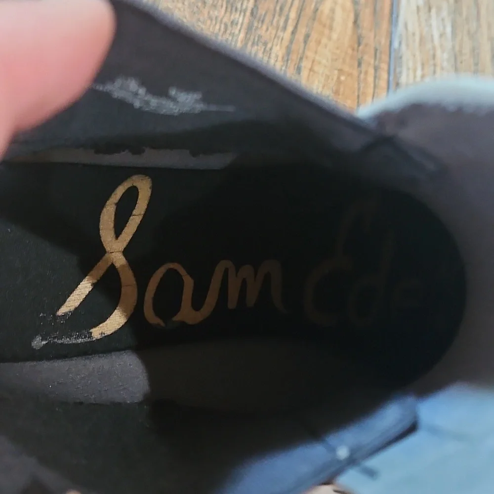 Sam Edelman step out