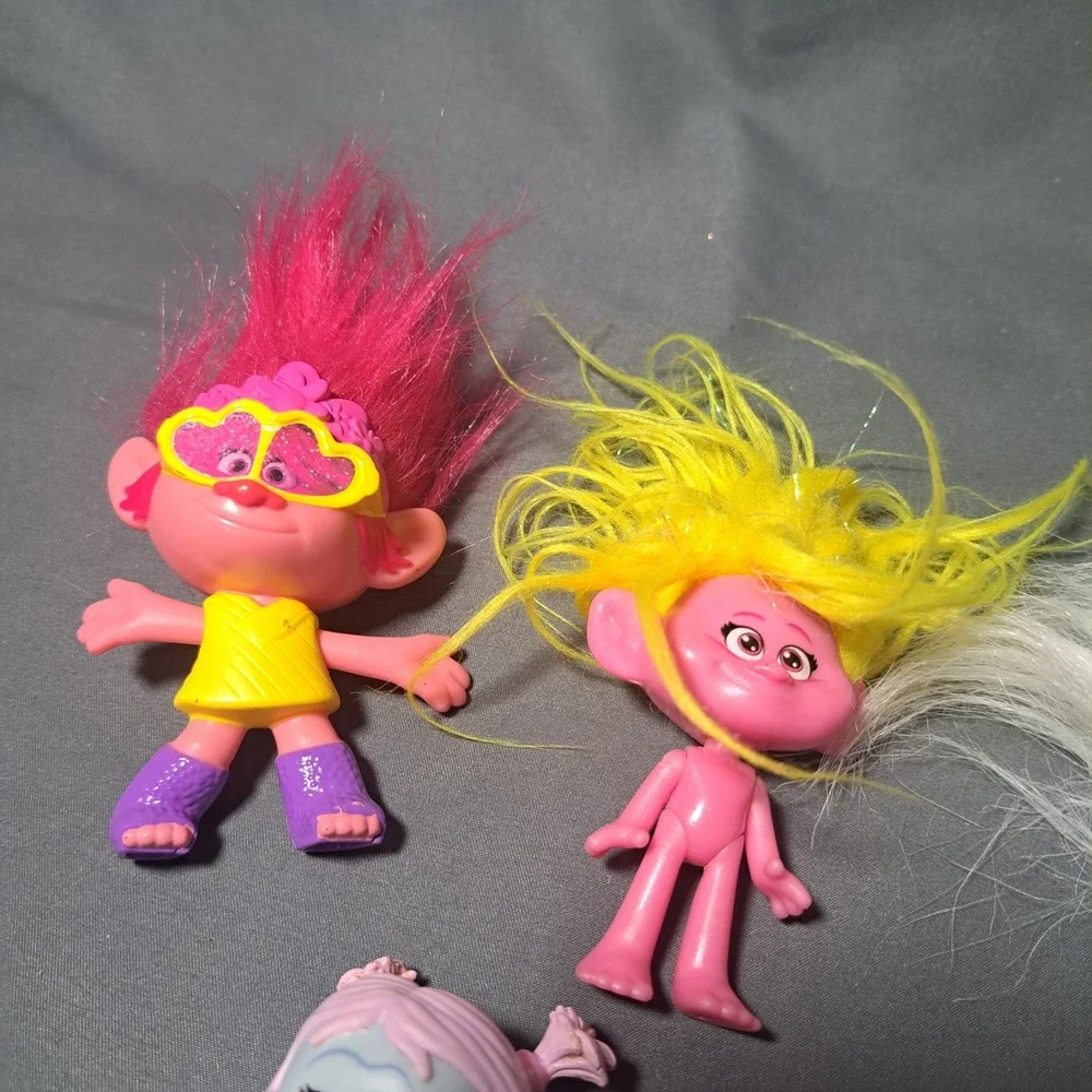 Dreamworks trolls figure