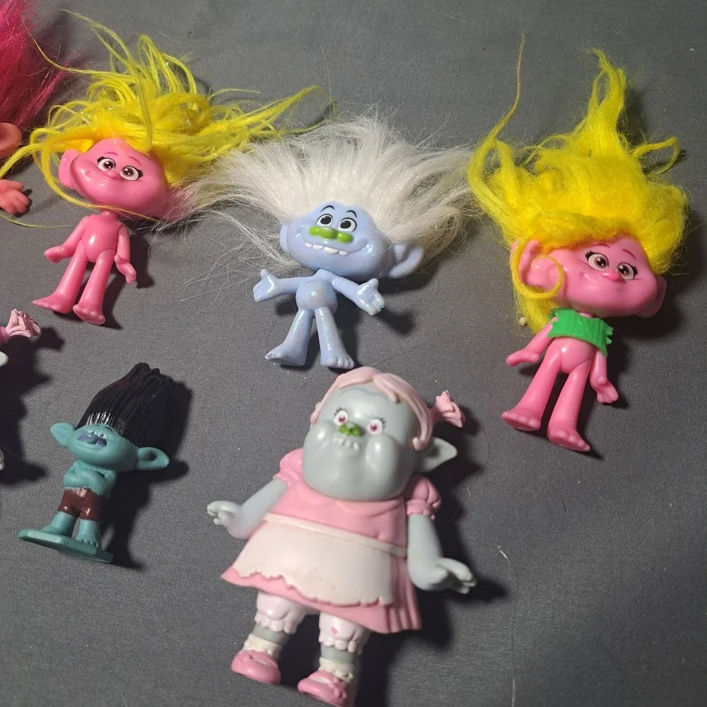 Dreamworks trolls figure