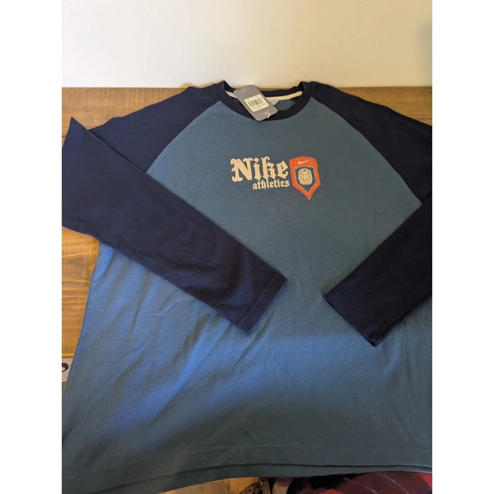 Nike shirt boasts