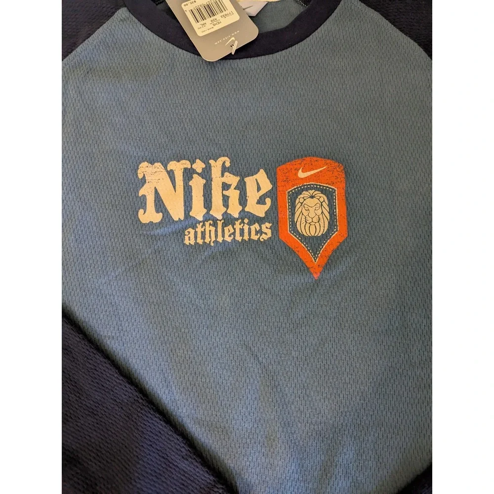 Nike shirt boasts