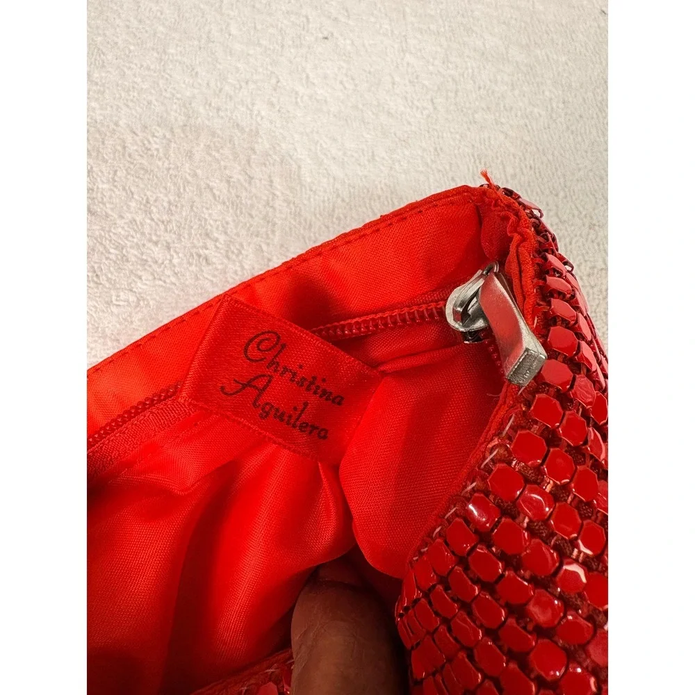 N/A dazzling red