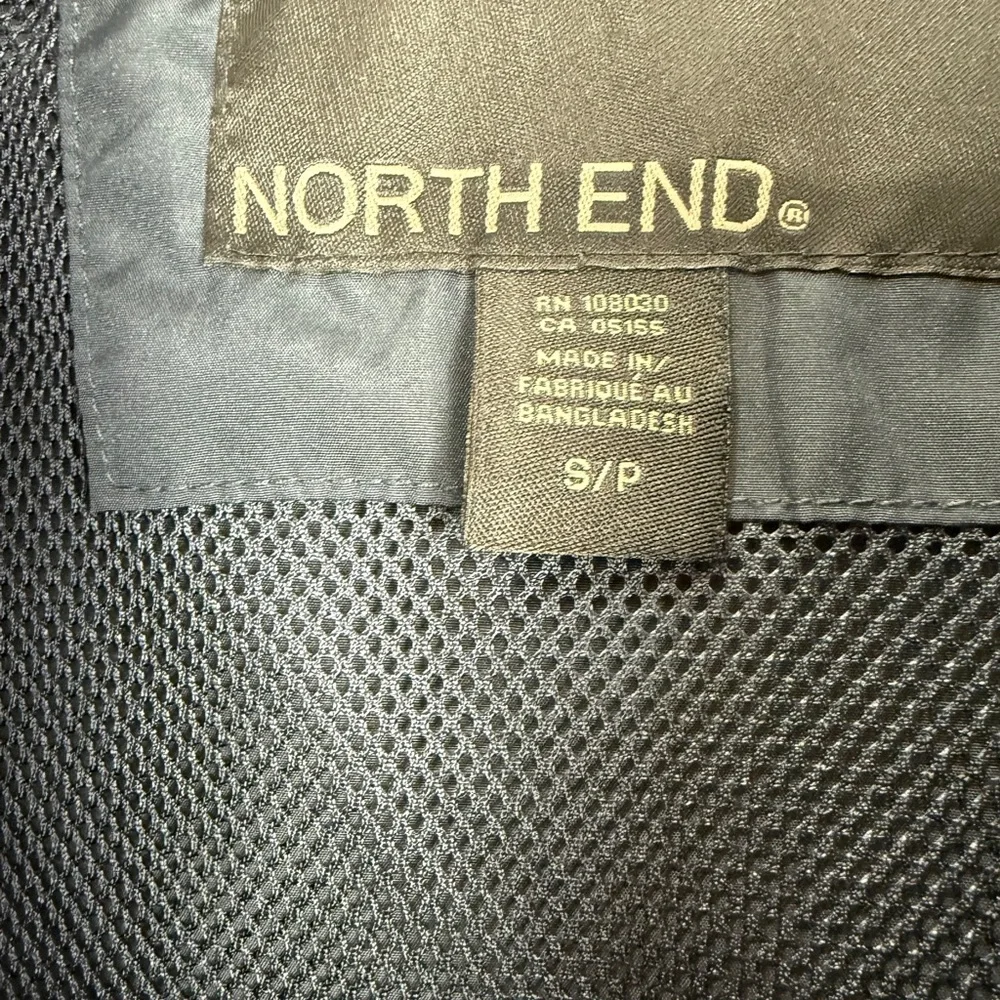 North End experience windbreaker casual