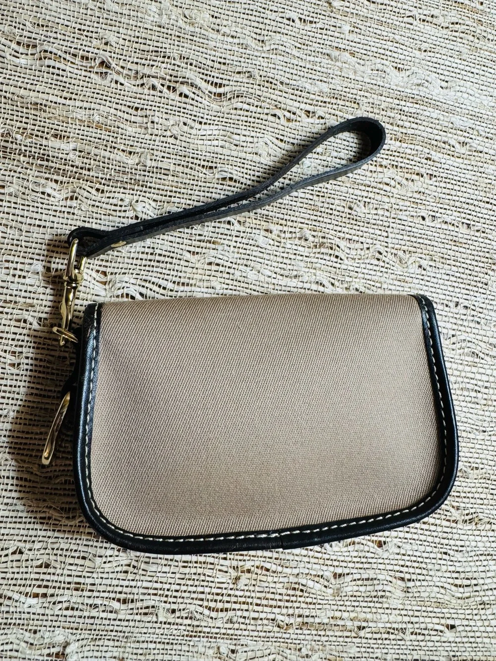 Dooney & Bourke dooney bourle