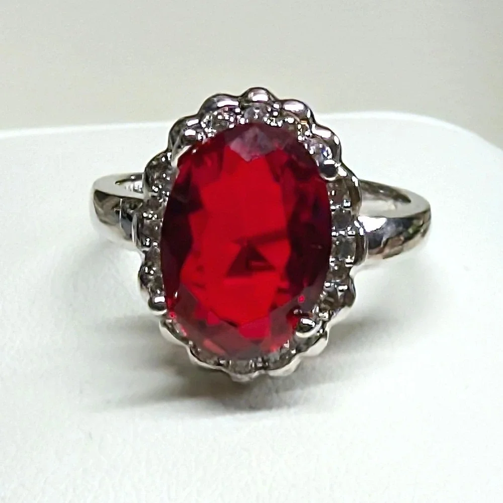 New 925 Marked Red Stone Halo Ring Plus‎ Size 9.5 SilverTone Oval Rhinestones